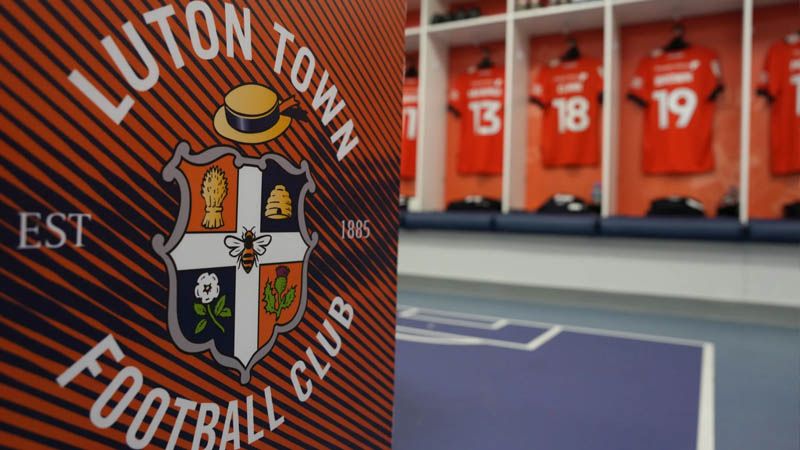 Luton Town - Lịch sử, thành tích và những điều thú vị về “The Hatters”