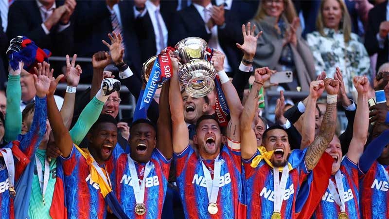 Chính thức: Crystal Palace thi đấu Europa Conference League